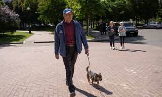The Ukrainian man who walked 225km to safety from Mariupol to Zaporizhzhia