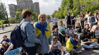 Relatives of fighters in Ukraine steel plant plead for help, Kyiv working on rescue