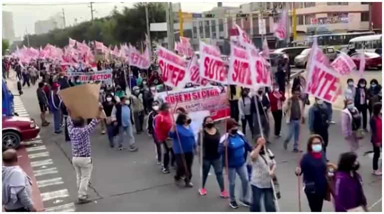Peru: Protesters oppose law against sex education in schools Peru: Protesters oppose law against sex education in schools