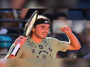 Stefanos Tsitsipas reaches Italian Open final with comeback win over Alexander Zverev