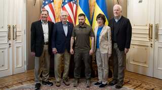 Top Senate Republican meets Zelensky; Ukraine calls for recognition of Russia as 'terrorist state'