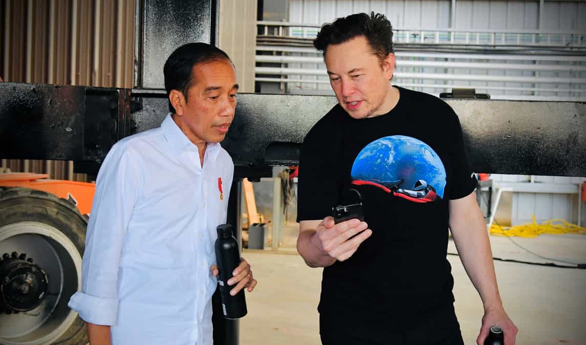 President Joko Widodo meets Elon Musk amid speculation that Tesla may choose Indonesia for manufacturing base President Joko Widodo meets Elon Musk amid speculation that Tesla may choose Indonesia for manufacturing base
