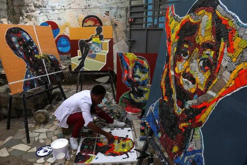 African artist recycles discarded phones, and transforms them into art