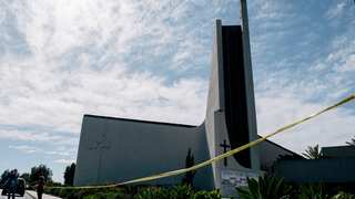California church shooting: Gunman kills 1 person, critically injures 5