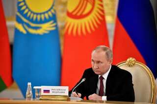 After Finland, Sweden decides to join NATO; Putin says expect a 'response'
