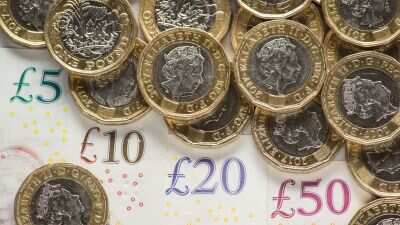 UK jobless rate drops to 3.7% in quarter 1, lowest since 1974