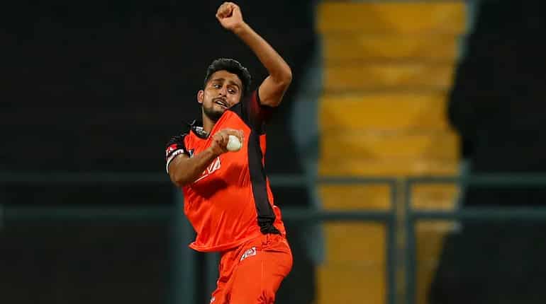 'Central contract straightaway': Ravi Shastri wants BCCI to fast-track SRH pacer Umran Malik into Team India