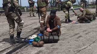 959 Ukrainian fighters have surrendered in Azovstal steel plant, claims Russia