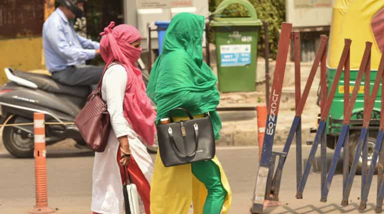 Climate change making extreme heat waves in India 100 times more likely: Study Climate change making extreme heat waves in India 100 times more likely: Study
