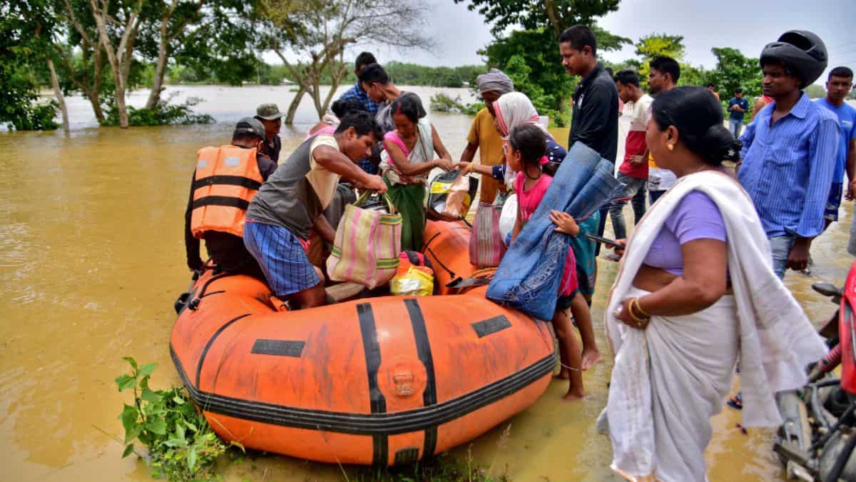 People struggling to save their lives