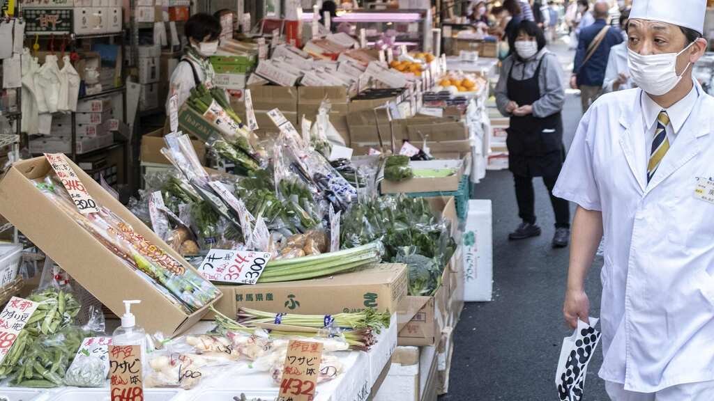 Japan's April consumer prices: Biggest jump in consumer prices in over 7 years