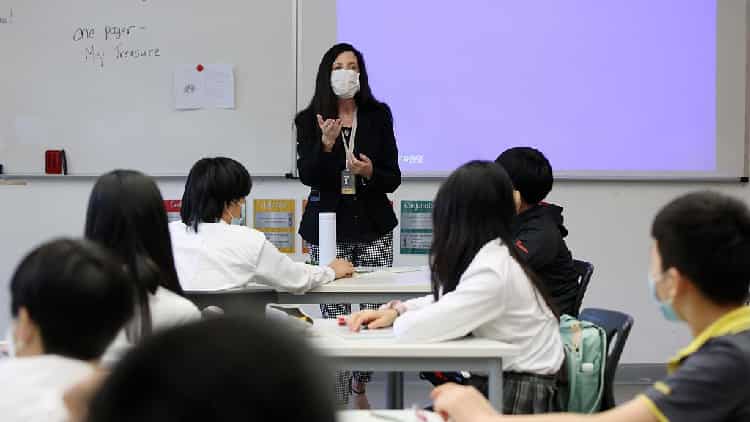 Foreign students and teachers drop out of Chinese schools amid stringent covid-19 curbs