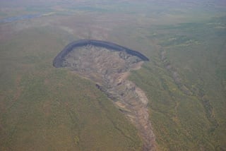 Villagers spot giant ‘mouth to hell’ in Siberia, scientists alarmed by its growth