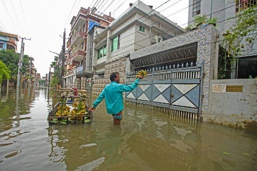 'More flood-affected people than estimated relief packs'