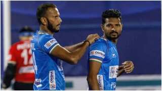 Malaysia hold India to 3-3 draw but Sardar Singh's men inch closer to final