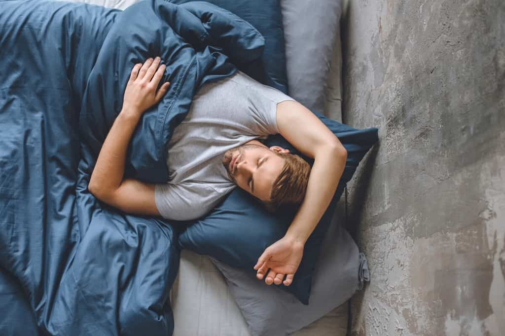 Why are people losing 44 hours of sleep a year?