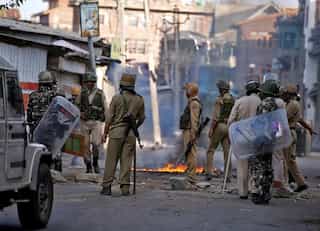 Three Pakistani Lashkar-e-Taiba terrorists killed in an encounter