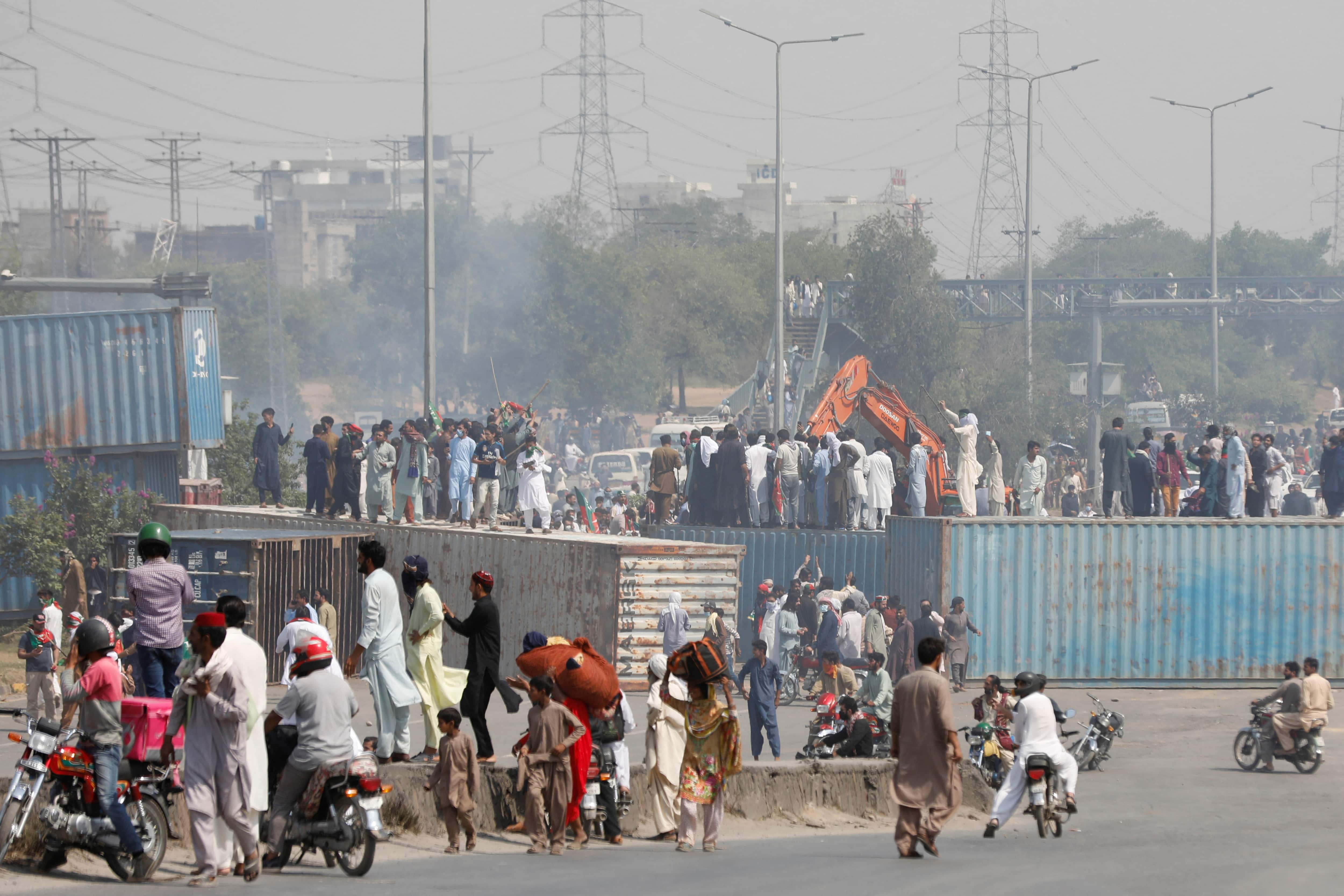 Supporters of PTI in Rawalpindi, Pakistan. May 25, 2022.