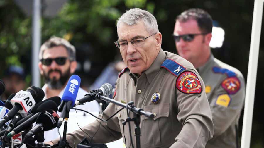 Texas school massacre: Official admits to an error by police