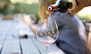 How much alcohol to drink at what age? The Lancet study reveals