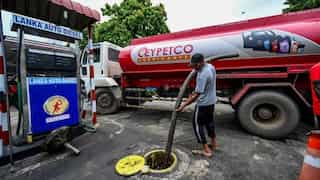 Sri Lanka buys Russian oil amid economic meltdown