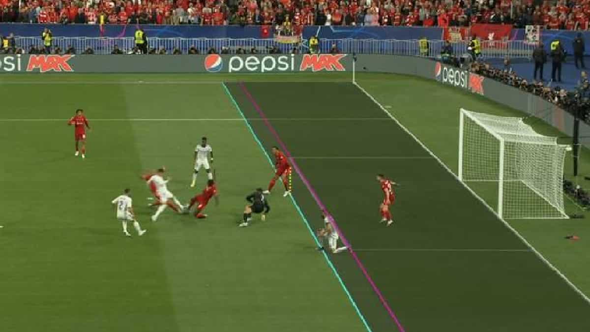 2) Karim Benzema's goal ruled out after controversial decision