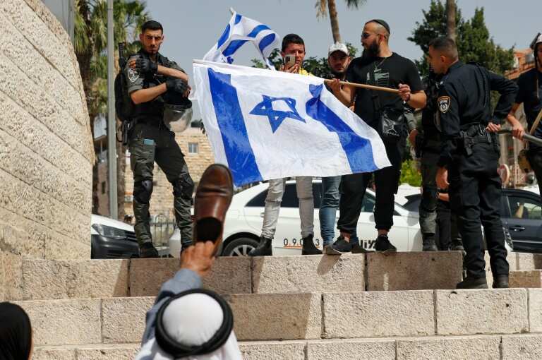 Jerusalem Day: Rioters pelt stones at forces stationed outside Al-Aqsa Mosque