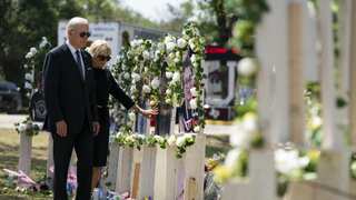 Texas shooting: Biden visits Uvalde, pays tribute to victims