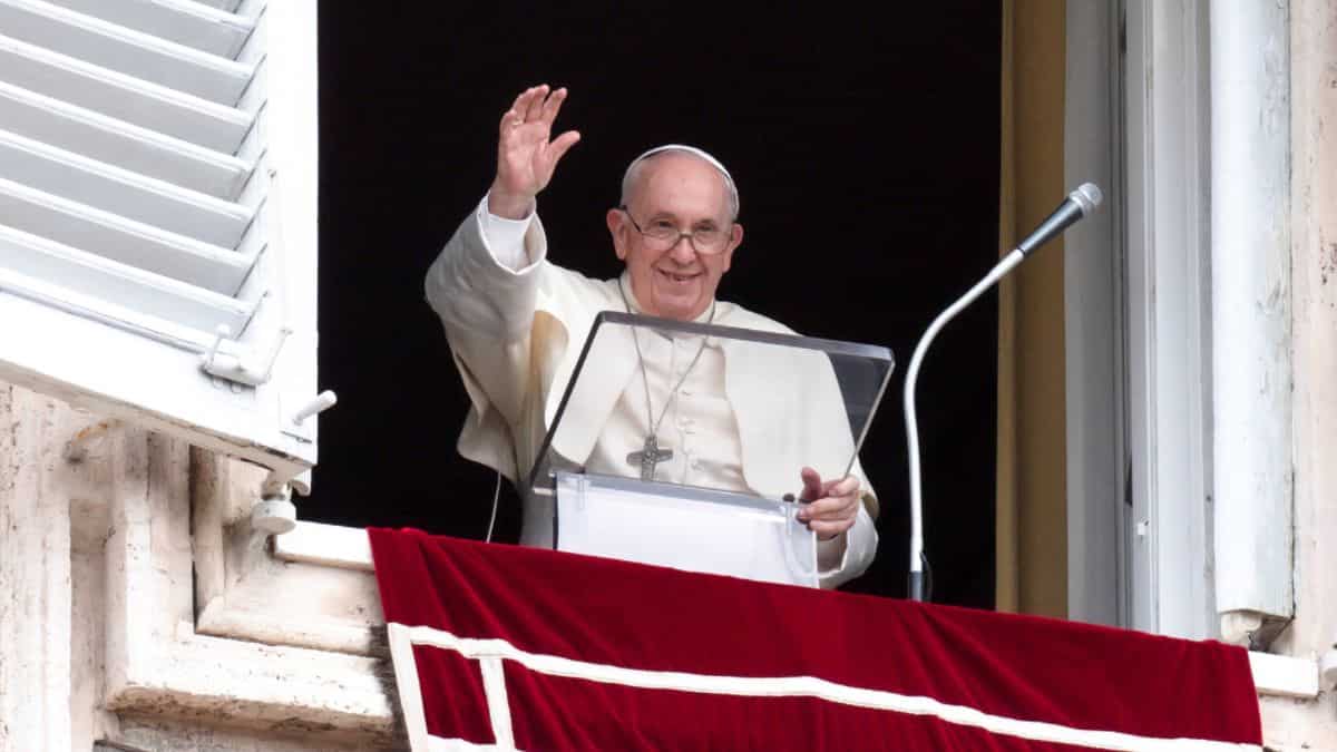 Two Indians among 21 new cardinals named by Pope Francis Two Indians among 21 new cardinals named by Pope Francis