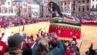 Belgium: Giant 'dancing' horse, cute medieval knights as historic Bayard Steed parade returns after 12 years