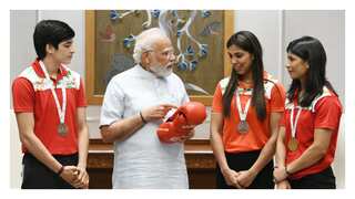 PM Modi meets golden girl Nikhat Zareen, other winners of Women's World Boxing C'ships