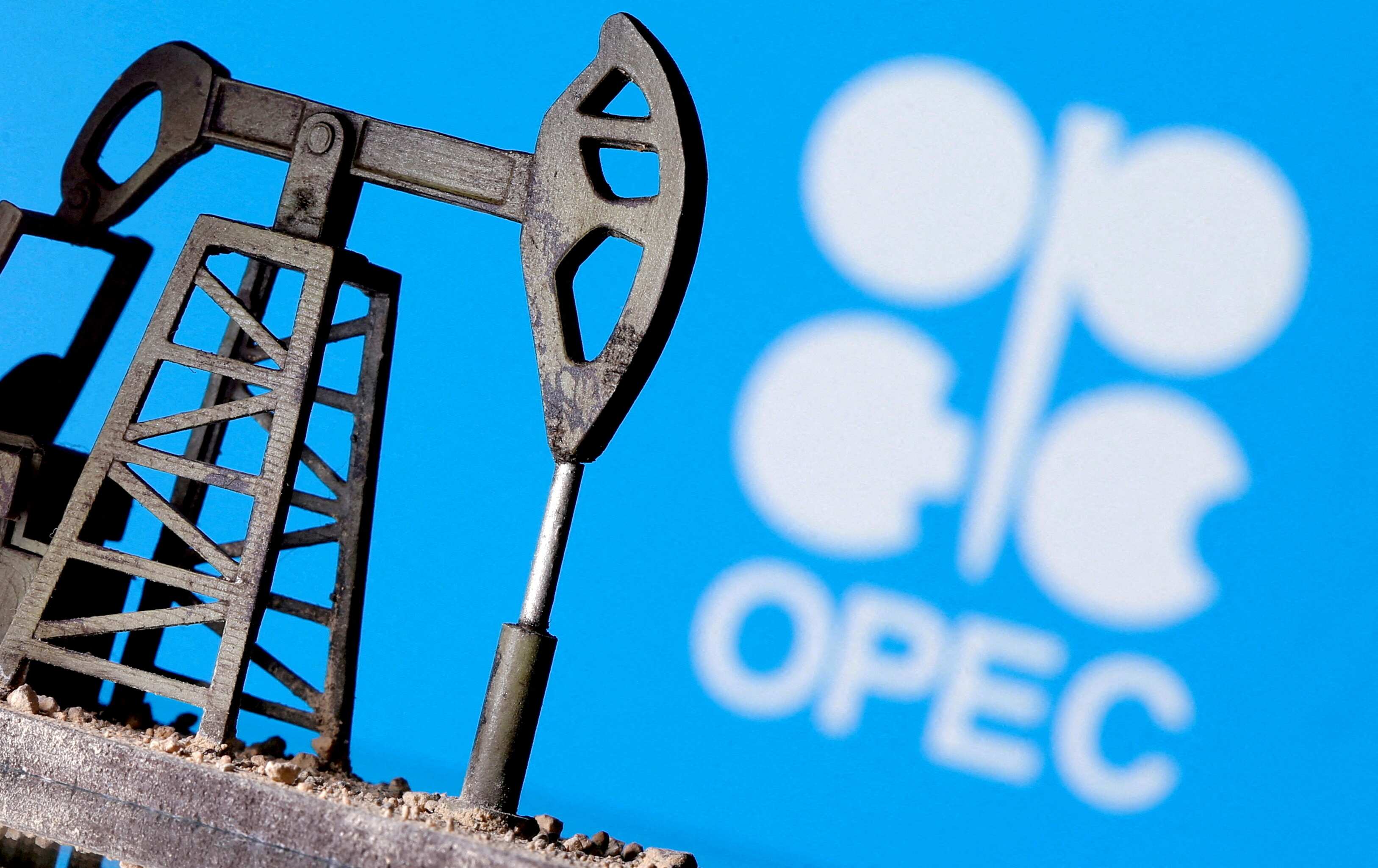 Crude oil prices fall, as OPEC hints at increased oil production