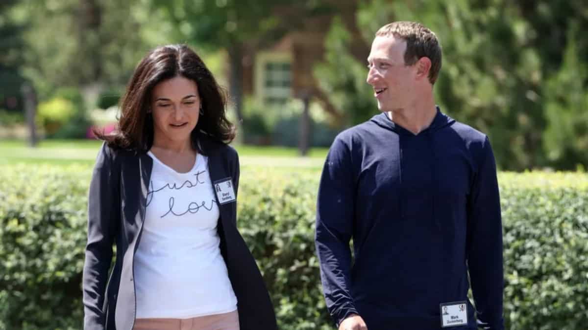 'End of an era': Leaked transcript reveals what Zuckerberg told Meta employees about Sandberg’s exit 'End of an era': Leaked transcript reveals what Zuckerberg told Meta employees about Sandberg’s exit