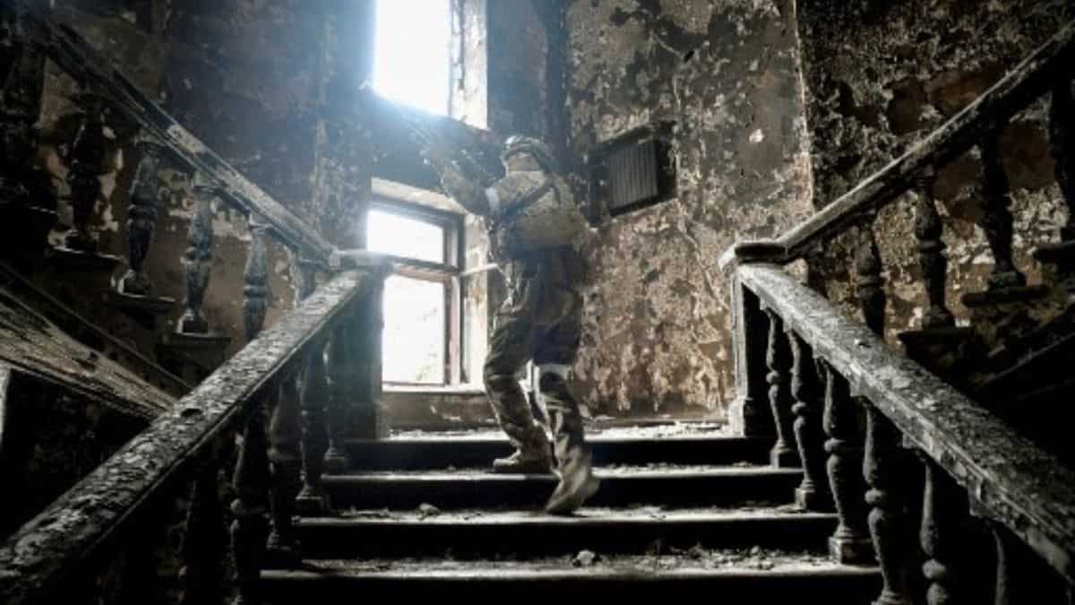 March 16: Mariupol's theatre razed