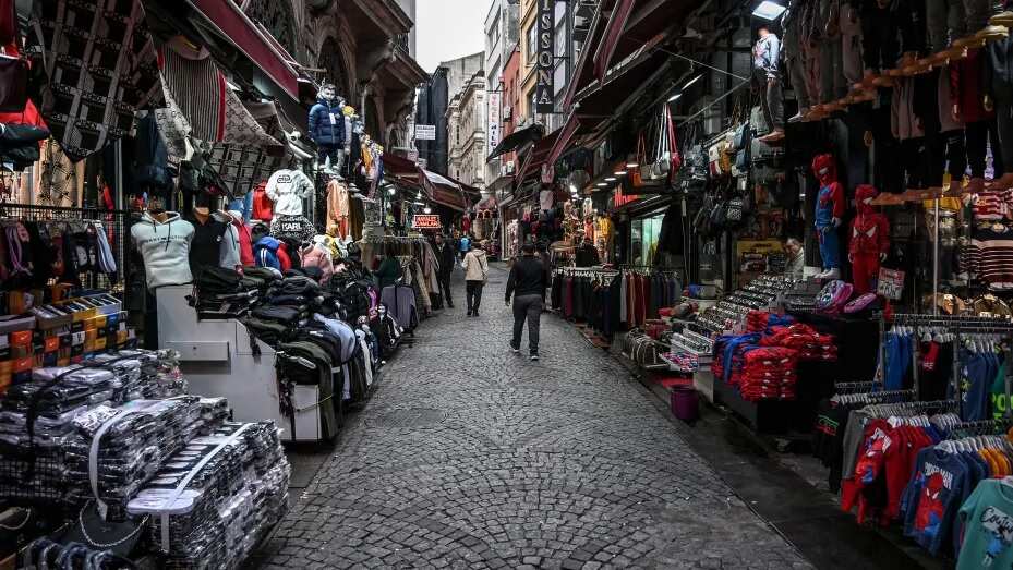 Turkey’s annual inflation spirals to 24-year high at 73%