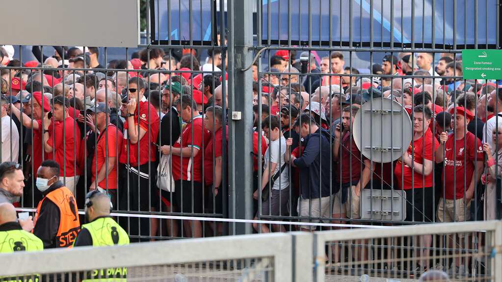 UEFA apologizes to Liverpool and Real Madrid fans over Champions League final chaos