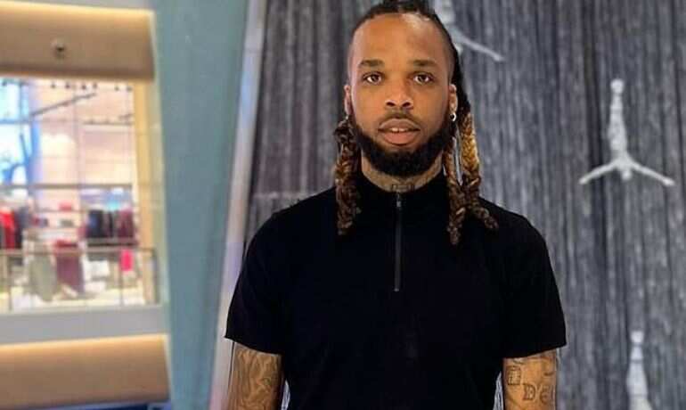 London Rapper Hypo stabbed to death at Jubilee night, fans pay tribute London Rapper Hypo stabbed to death at Jubilee night, fans pay tribute