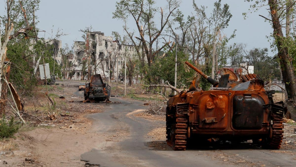 Russian state media reporter says Russian general killed in eastern Ukraine