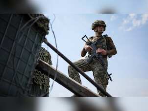 High-tech Western weapons pose challenge for untrained Ukrainian soldiers