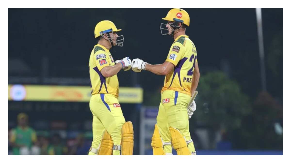 'He believes he can....': CSK star Dwaine Pretorius eager to emulate MS Dhoni's calmness & self-belief 'He believes he can....': CSK star Dwaine Pretorius eager to emulate MS Dhoni's calmness & self-belief
