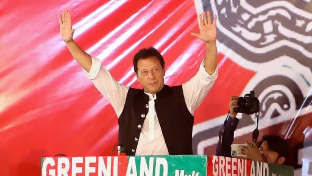 Imran Khan launches fresh salvo against military establishment