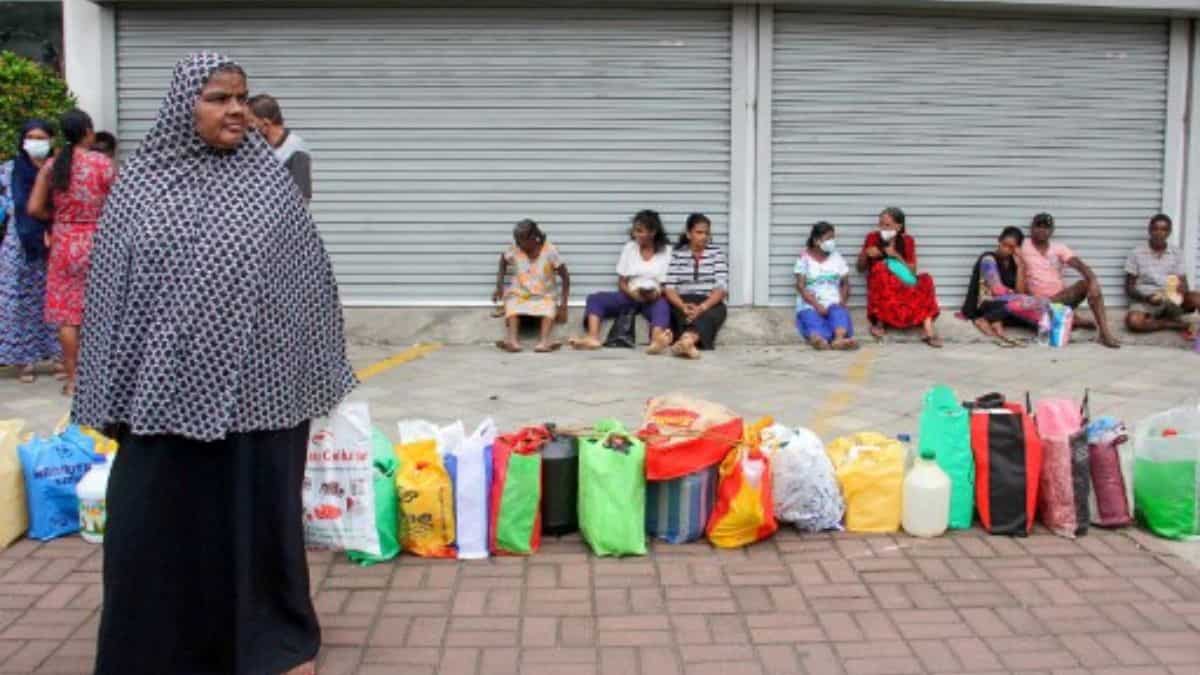 Sri Lanka urgently seeks $6 billion to keep economy afloat