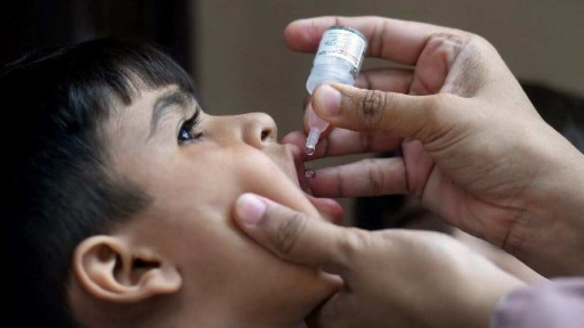 Pakistan: Eighth child reported paralysed as polio outbreak in country worsens