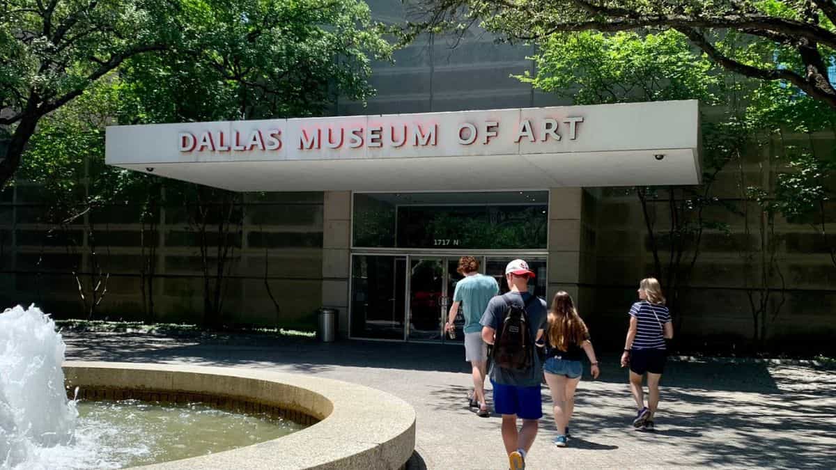 Man destroys $5 million worth of artifacts at Dallas Museum of Art because he was 'Mad at his girl' Man destroys $5 million worth of artifacts at Dallas Museum of Art because he was 'Mad at his girl'
