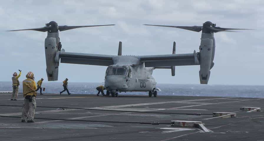 US military aircraft crashes in Southern California desert, 4 killed, 1 presumed dead US military aircraft crashes in Southern California desert, 4 killed, 1 presumed dead