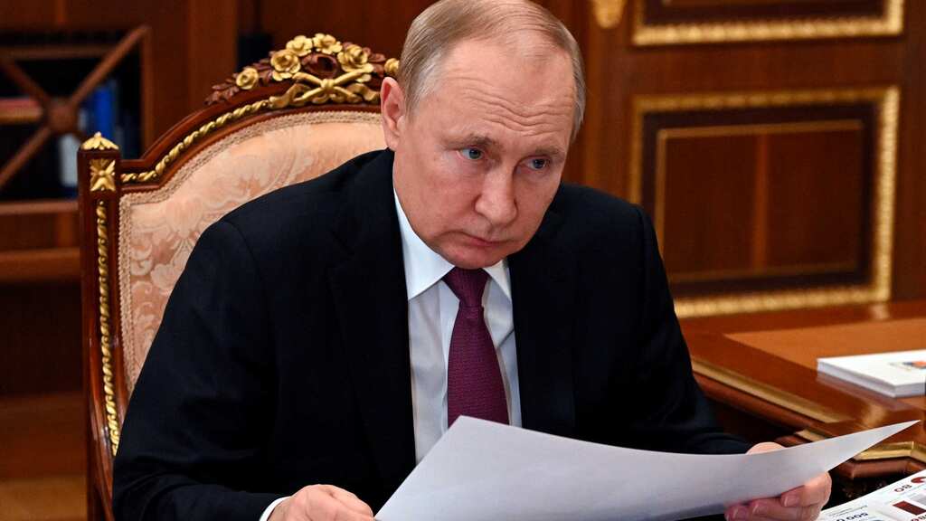 Russia suspends 1998 Fishing pact with Japan