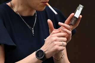 England's smoking age limit should be raised every year: Study