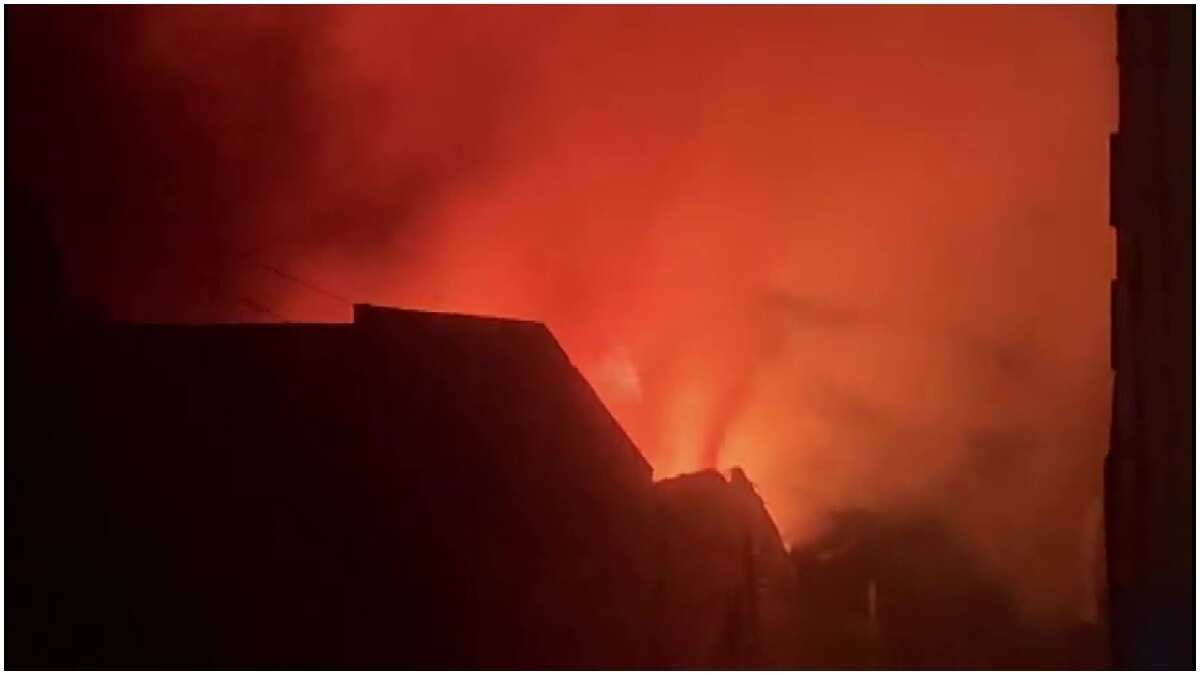 Huge fire breaks out at Delhi factory, 23 fire tenders present Huge fire breaks out at Delhi factory, 23 fire tenders present