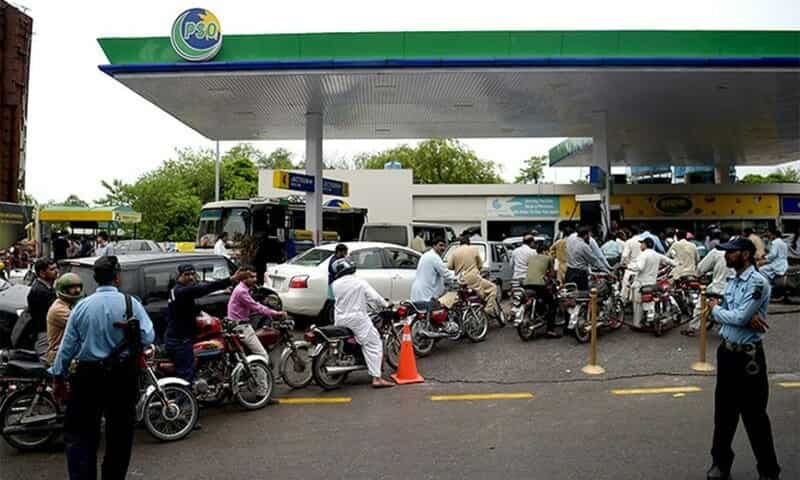 Soaring energy prices in Pakistan: Proposal to shut down markets early to tackle energy crisis