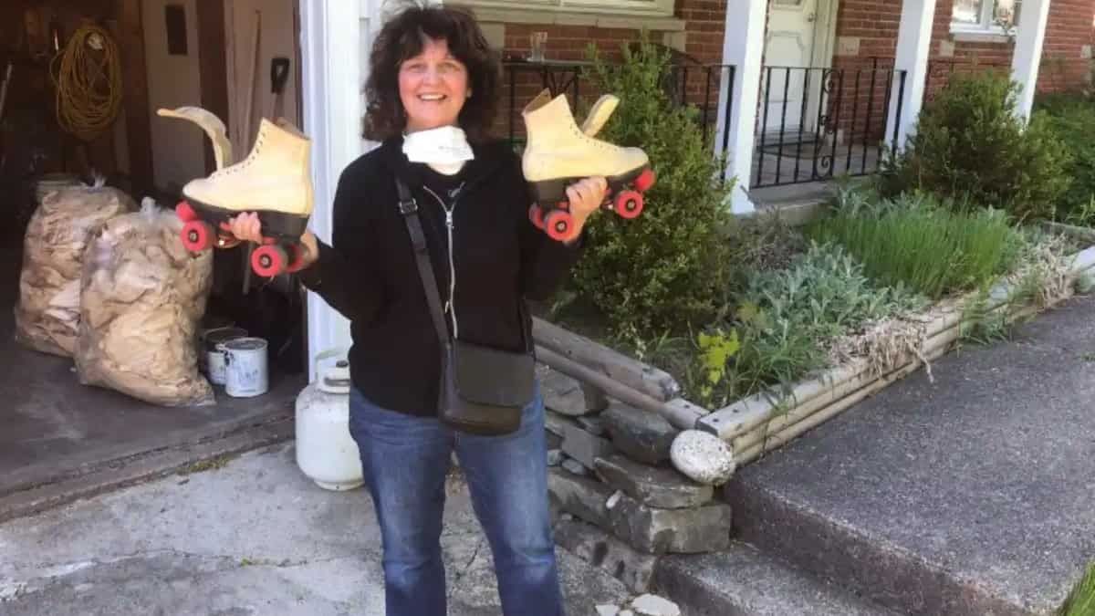 Tiktok video of Canadian woman reuniting with her 40-year-old skates goes viral Tiktok video of Canadian woman reuniting with her 40-year-old skates goes viral